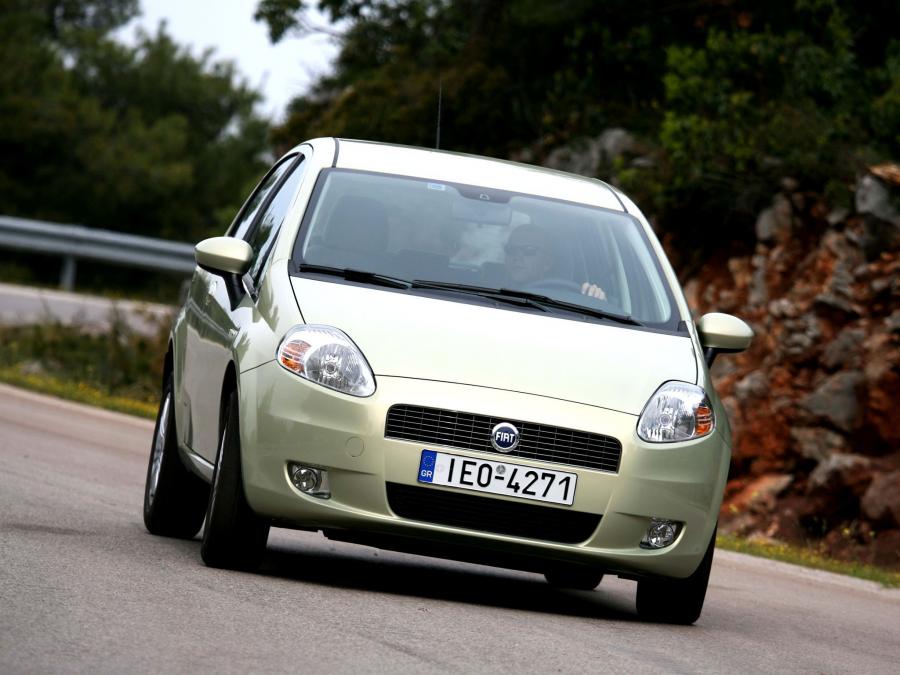  Fiat Grande Punto 5-Door 2005 года  (фото 3 из 14)